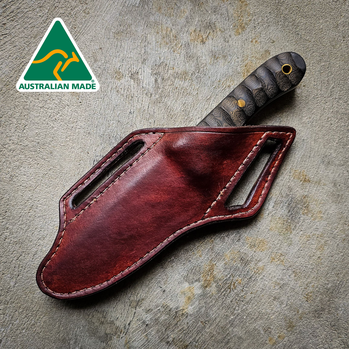 Pancake knife sheath